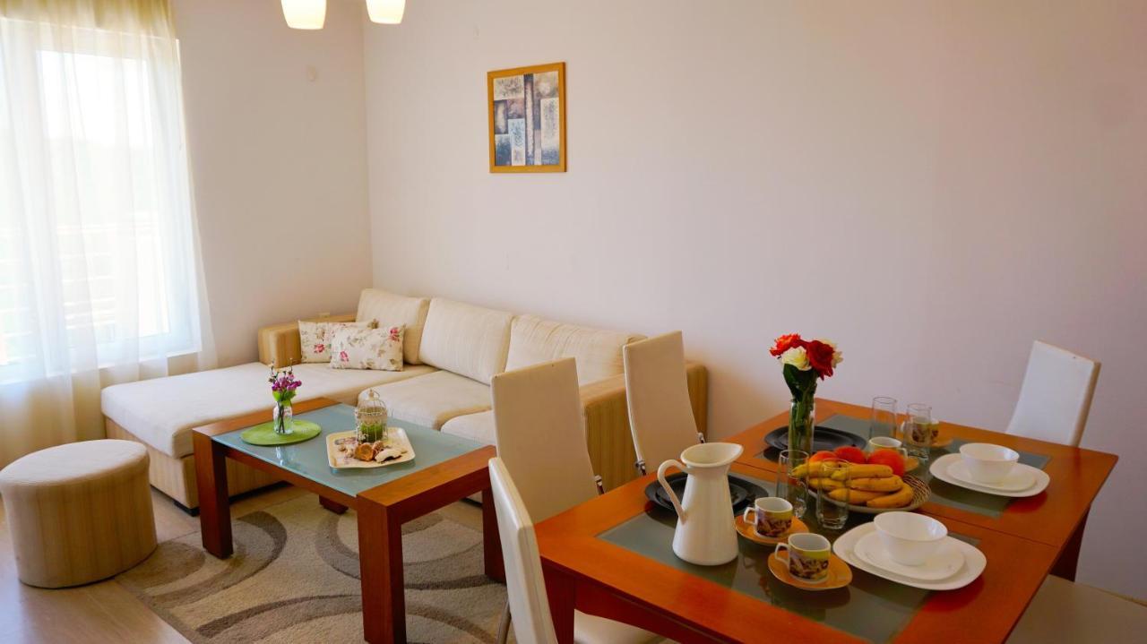 Apartment Marina Residence - Апартамент Марина Резидънс Kavarna Ngoại thất bức ảnh