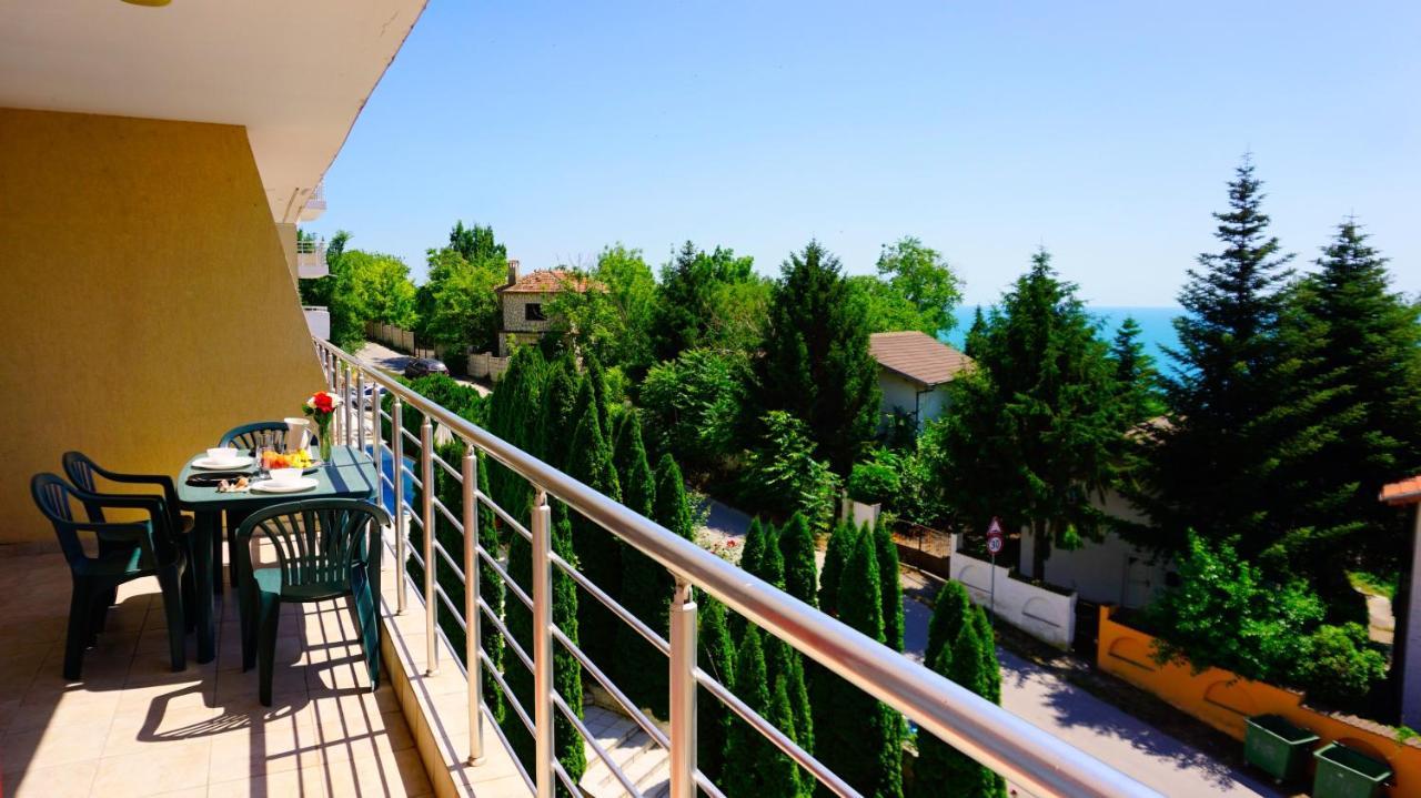 Apartment Marina Residence - Апартамент Марина Резидънс Kavarna Ngoại thất bức ảnh