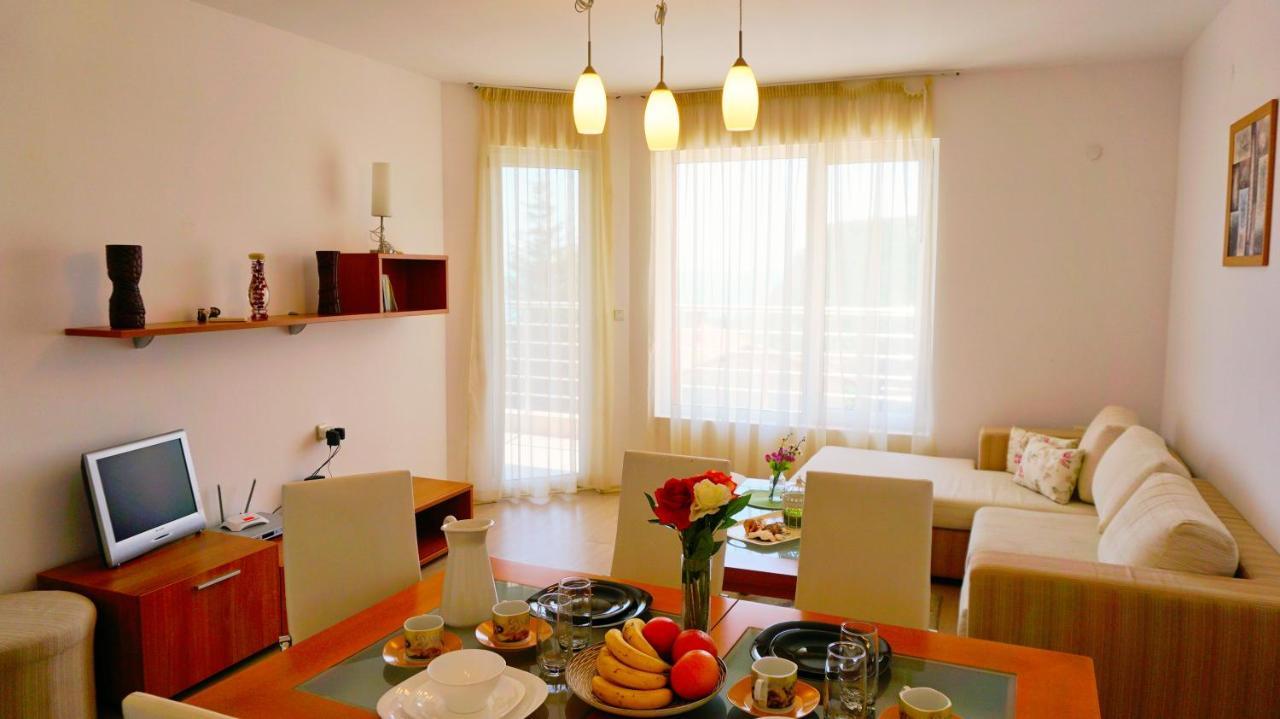 Apartment Marina Residence - Апартамент Марина Резидънс Kavarna Ngoại thất bức ảnh