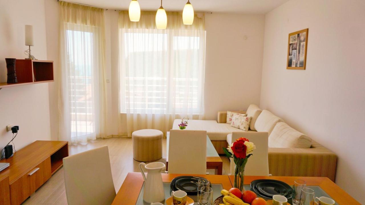 Apartment Marina Residence - Апартамент Марина Резидънс Kavarna Ngoại thất bức ảnh