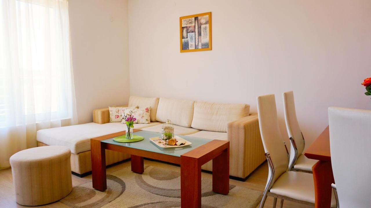 Apartment Marina Residence - Апартамент Марина Резидънс Kavarna Ngoại thất bức ảnh