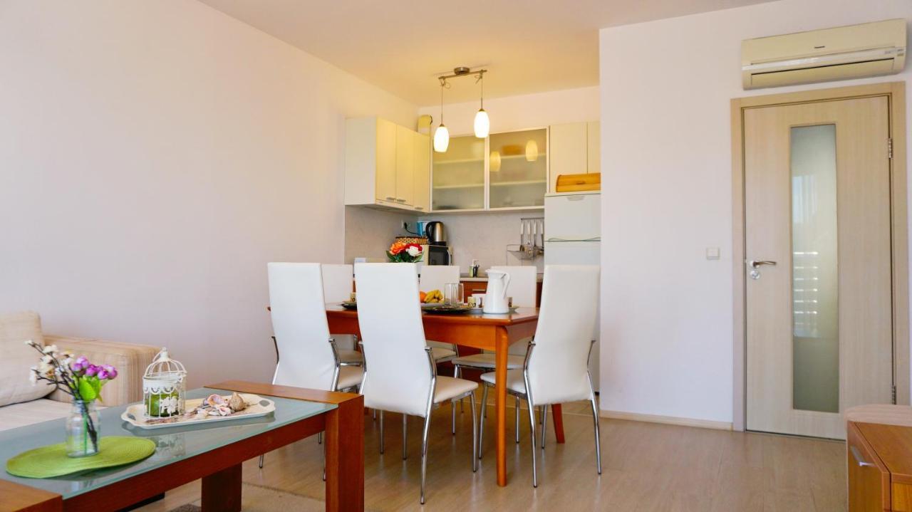 Apartment Marina Residence - Апартамент Марина Резидънс Kavarna Ngoại thất bức ảnh