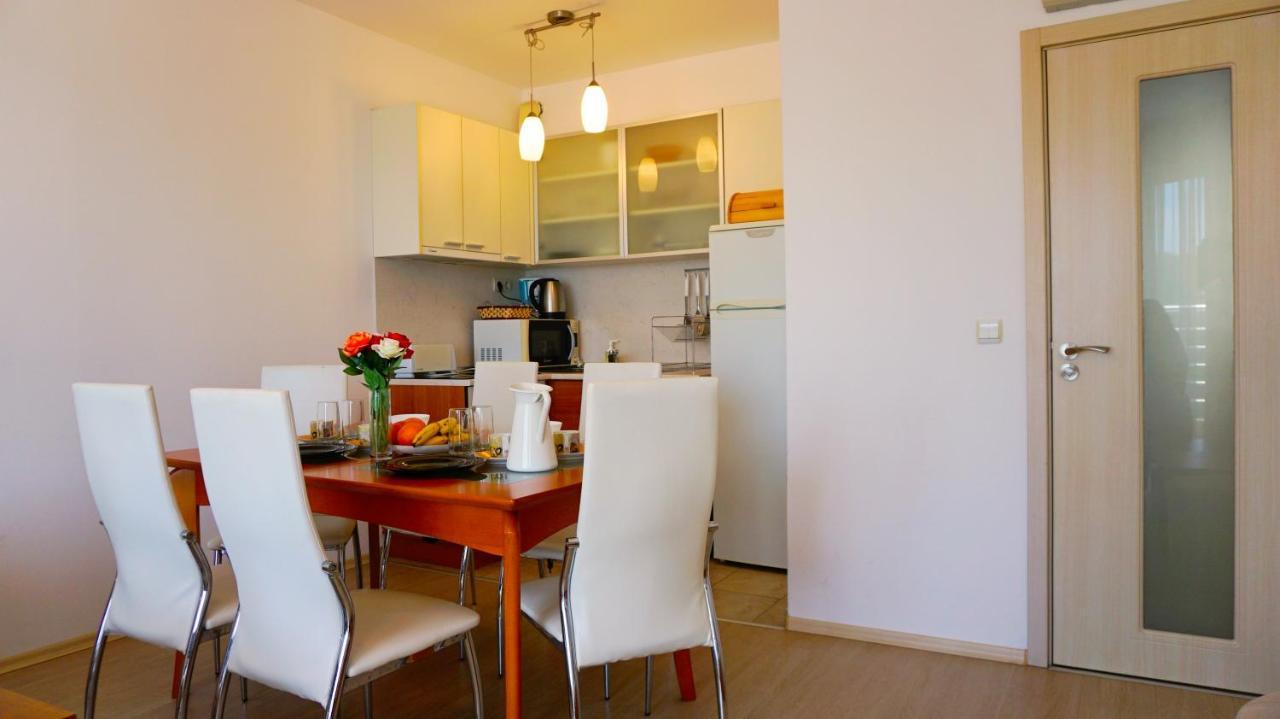 Apartment Marina Residence - Апартамент Марина Резидънс Kavarna Ngoại thất bức ảnh