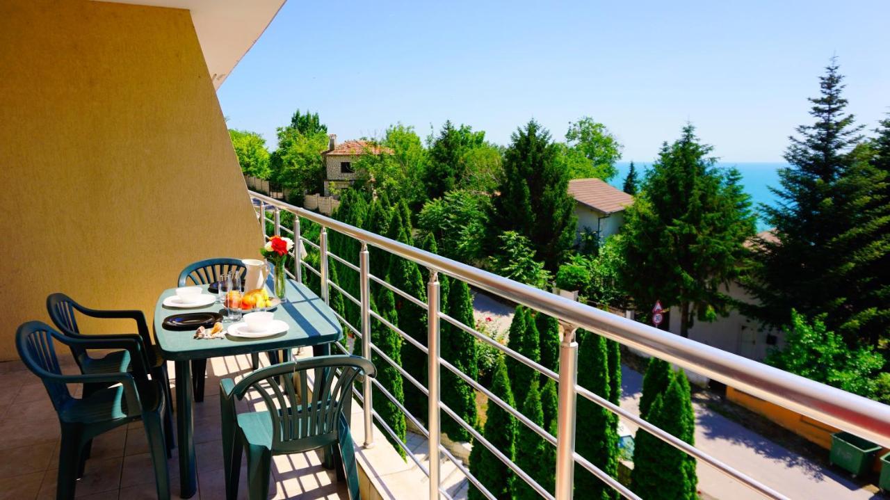 Apartment Marina Residence - Апартамент Марина Резидънс Kavarna Ngoại thất bức ảnh